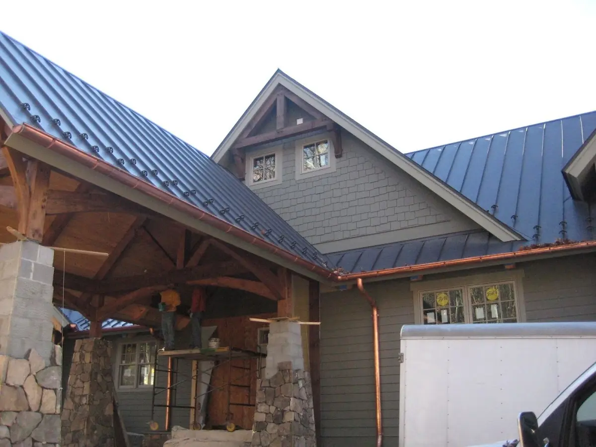 Craftsman Roofing team delivering quality roofing work in Lyonsville